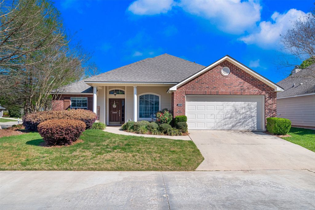 122 Riverbrooke Drive, Shreveport, LA 71115