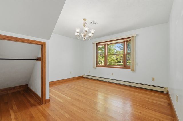 1 Daniel Ter, West Bridgewater, MA 02379
