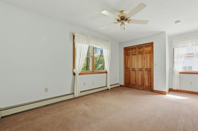 1 Daniel Ter, West Bridgewater, MA 02379