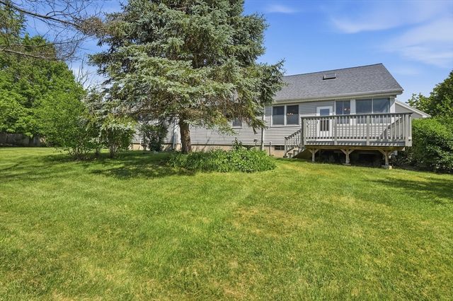 1 Daniel Ter, West Bridgewater, MA 02379
