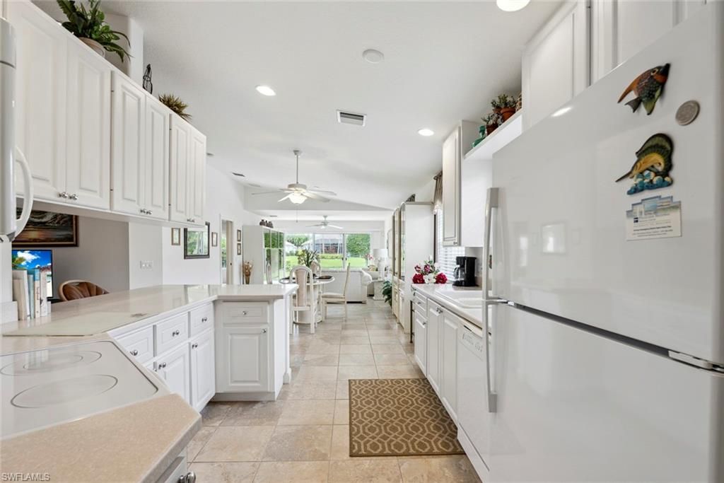 28258 Islet TRL, BONITA SPRINGS, FL 34135 — photo 5