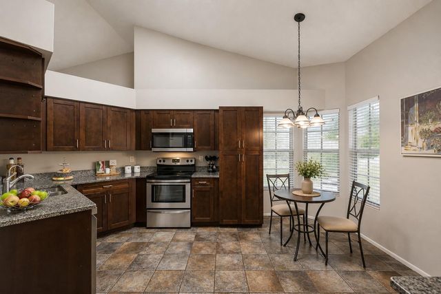 12008 PEONY COURT, Tampa, FL 33635