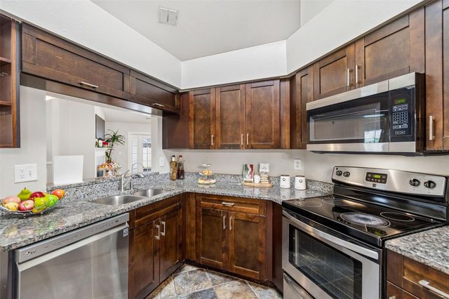12008 PEONY COURT, Tampa, FL 33635