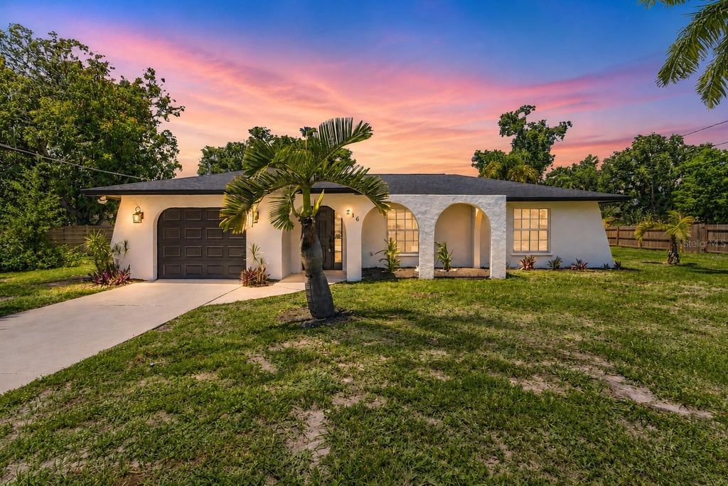 216 23RD STREET E, BRADENTON, FL 34208 — exterior