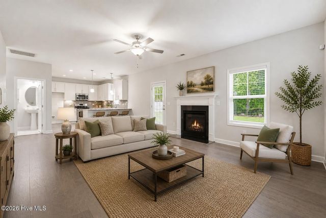 404 Holly Grove Drive, Winterville, NC 28590