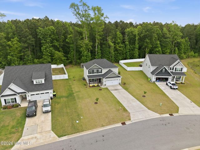 404 Holly Grove Drive, Winterville, NC 28590