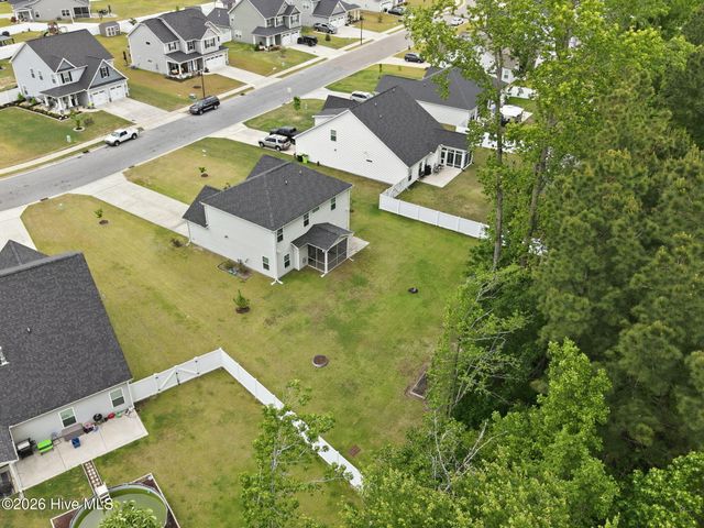 404 Holly Grove Drive, Winterville, NC 28590