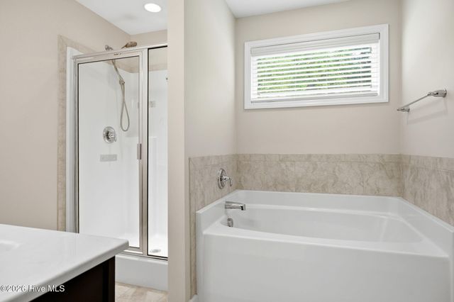 404 Holly Grove Drive, Winterville, NC 28590