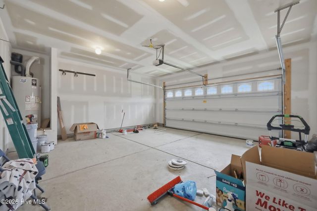 404 Holly Grove Drive, Winterville, NC 28590