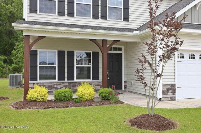 404 Holly Grove Drive, Winterville, NC 28590