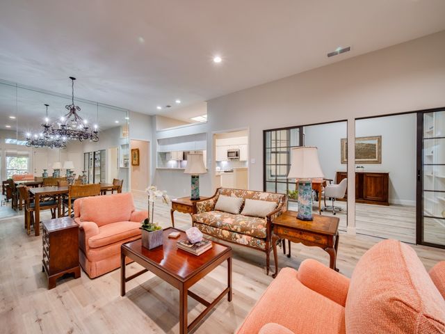 2522 Mallard Cove, Carrollton, TX 75006
