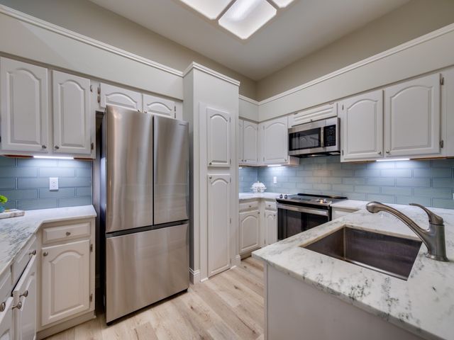 2522 Mallard Cove, Carrollton, TX 75006