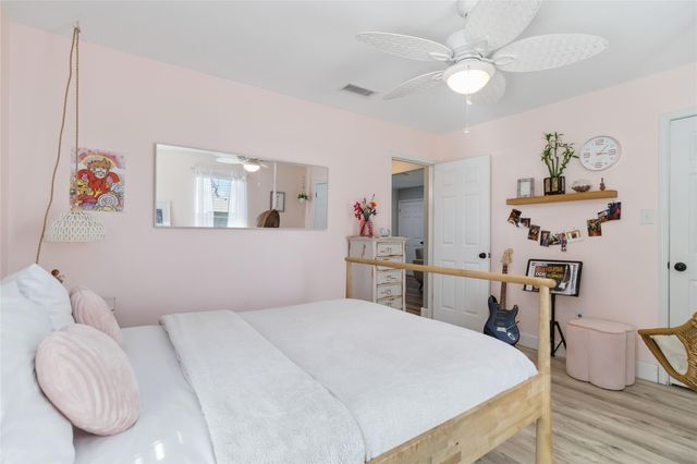 411 Oak ST, Bastrop, TX 78602