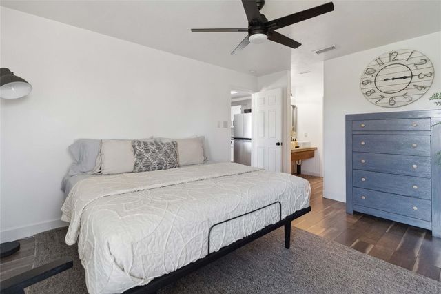 411 Oak ST, Bastrop, TX 78602