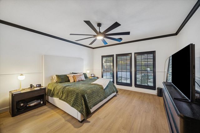 5806 Woodland Falls Drive, Kingwood, TX 77345