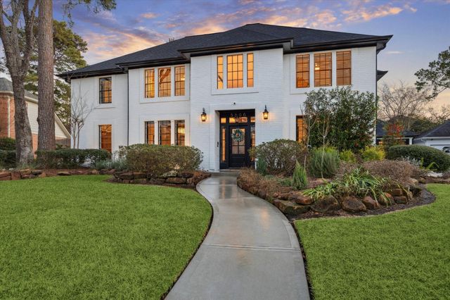 5806 Woodland Falls Drive, Kingwood, TX 77345