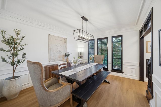 5806 Woodland Falls Drive, Kingwood, TX 77345