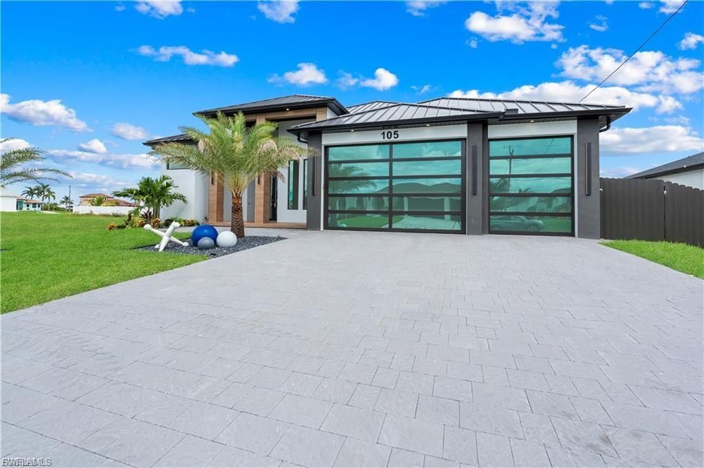105 SW 33rd PL, CAPE CORAL, FL 33991 — photo 2