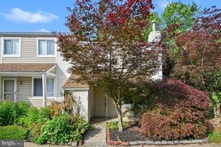 151 ROSKEEN CT #131, Phoenixville, PA 19460