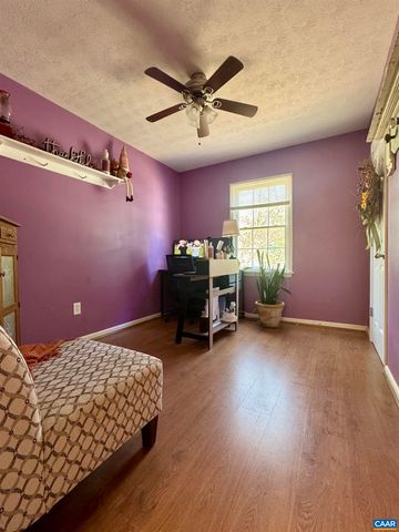 16 KINGSTON CT, Stuarts Draft, VA 24477