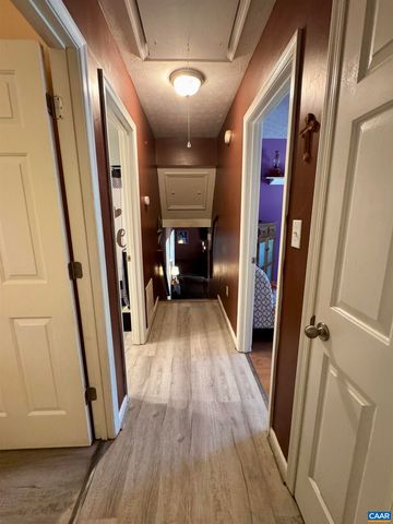 16 KINGSTON CT, Stuarts Draft, VA 24477