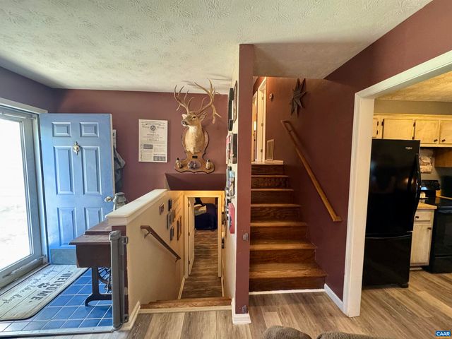 16 KINGSTON CT, Stuarts Draft, VA 24477