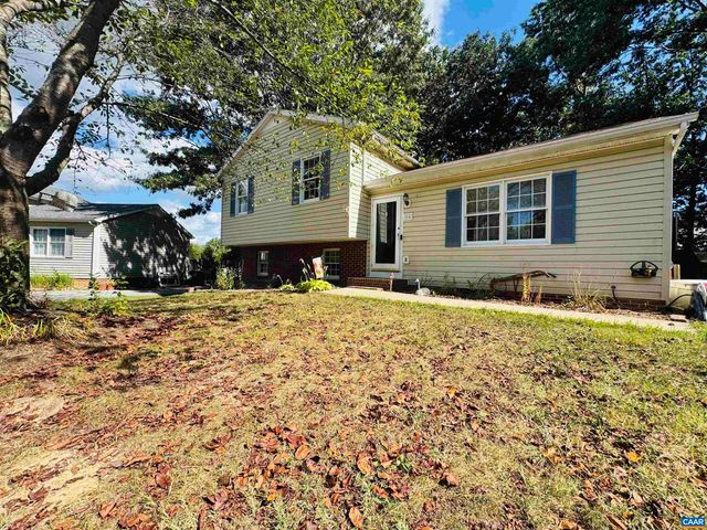 16 KINGSTON CT, Stuarts Draft, VA 24477
