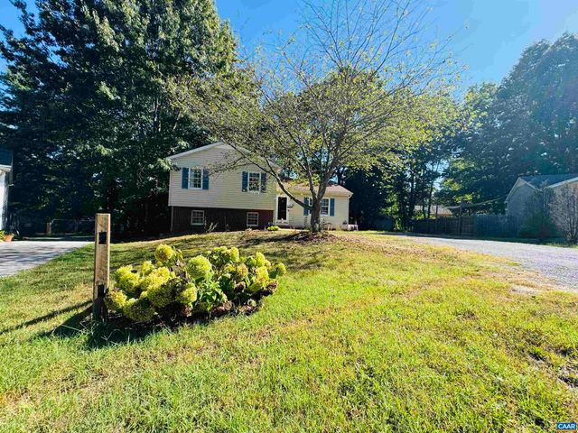 16 KINGSTON CT, Stuarts Draft, VA 24477