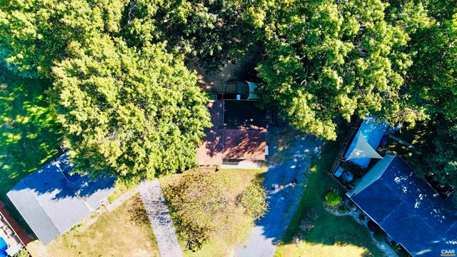 16 KINGSTON CT, Stuarts Draft, VA 24477
