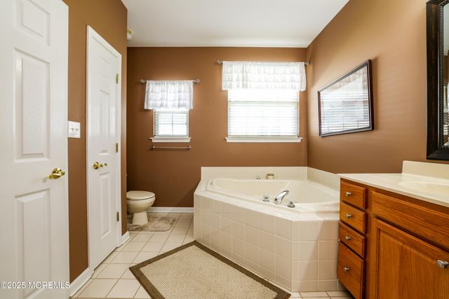 15 Shady Stream Road, Barnegat, NJ 08005