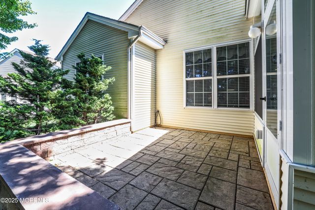 15 Shady Stream Road, Barnegat, NJ 08005