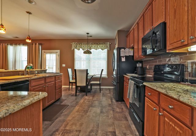 15 Shady Stream Road, Barnegat, NJ 08005