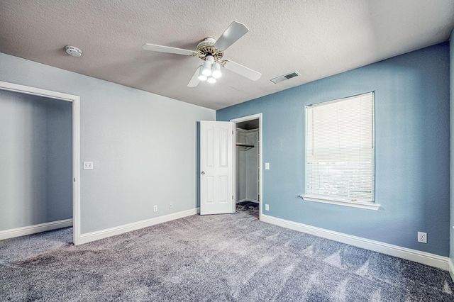 1021 E Niles Avenue, Fresno, CA 93720