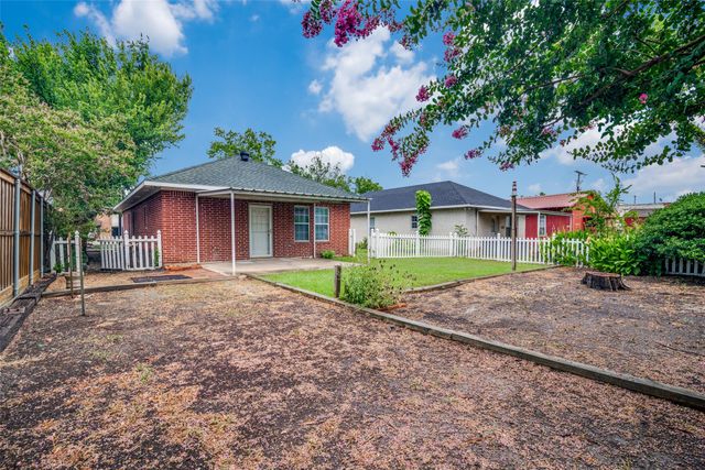 115 W Main Street, Forney, TX 75126