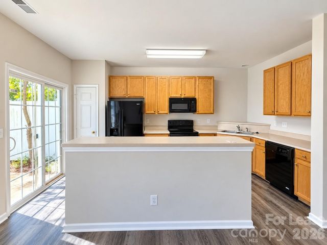 8531 Carolina Lily Lane, Charlotte, NC 28262