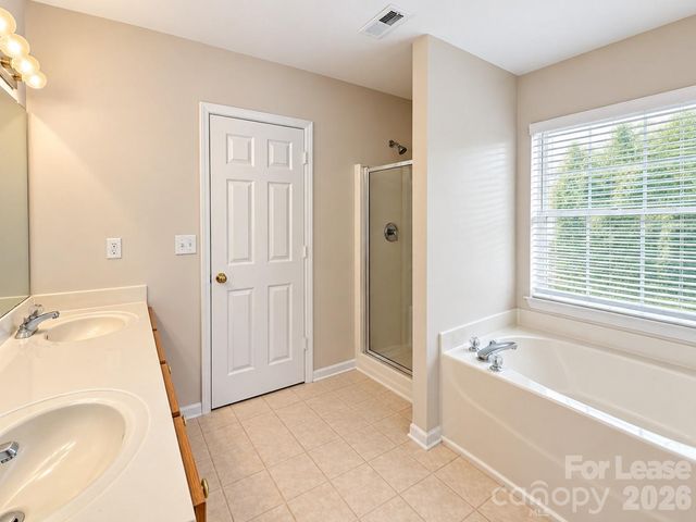 8531 Carolina Lily Lane, Charlotte, NC 28262