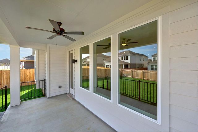 101 Cintilar ST, Liberty Hill, TX 78642