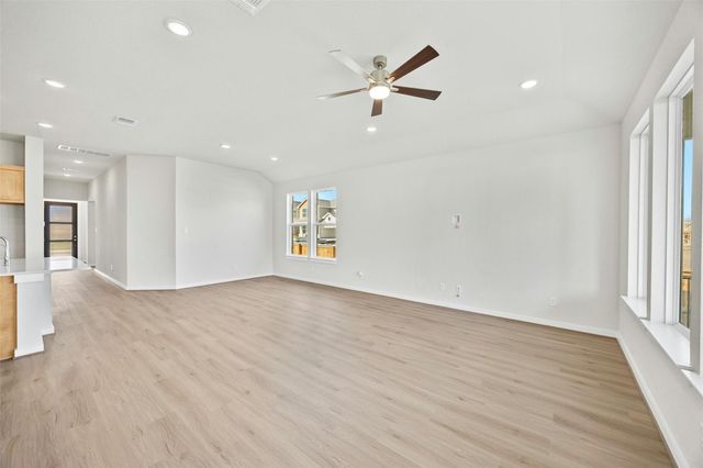 101 Cintilar ST, Liberty Hill, TX 78642