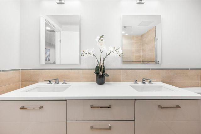 45 Province St 1806, Boston, MA 02108