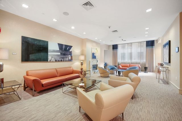 45 Province St 1806, Boston, MA 02108