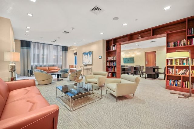 45 Province St 1806, Boston, MA 02108