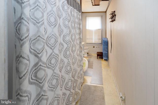 324 E BROADWAY, Salem, NJ 08079