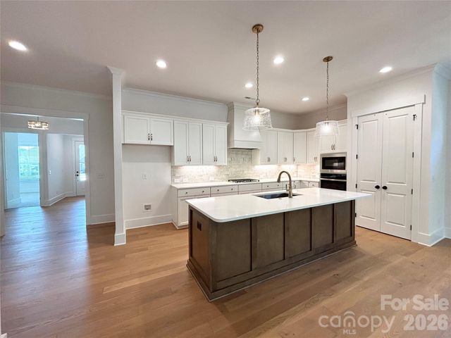 2976 Alveston Drive NW, Concord, NC 28027