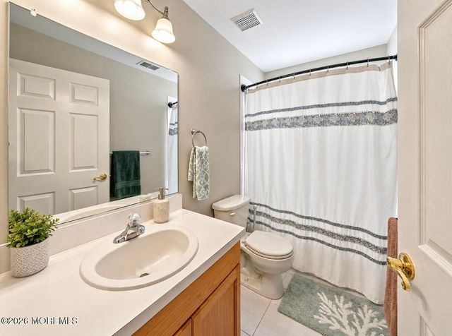 50 Hawthorne Drive, Tinton Falls, NJ 07753