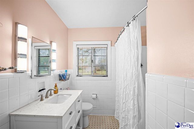 600 Greenway Dr, Florence, SC 29501