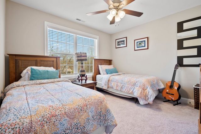 2474 Shadowood Rd, Clarksville, TN 37043