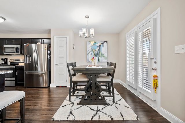 2474 Shadowood Rd, Clarksville, TN 37043