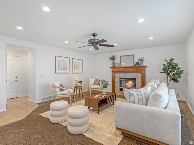 178 E THORNBERRY DR, Draper, UT 84020