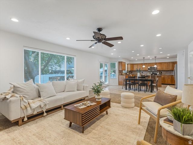 178 E THORNBERRY DR, Draper, UT 84020