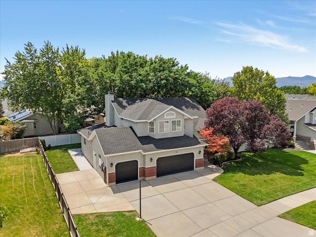 178 E THORNBERRY DR, Draper, UT 84020